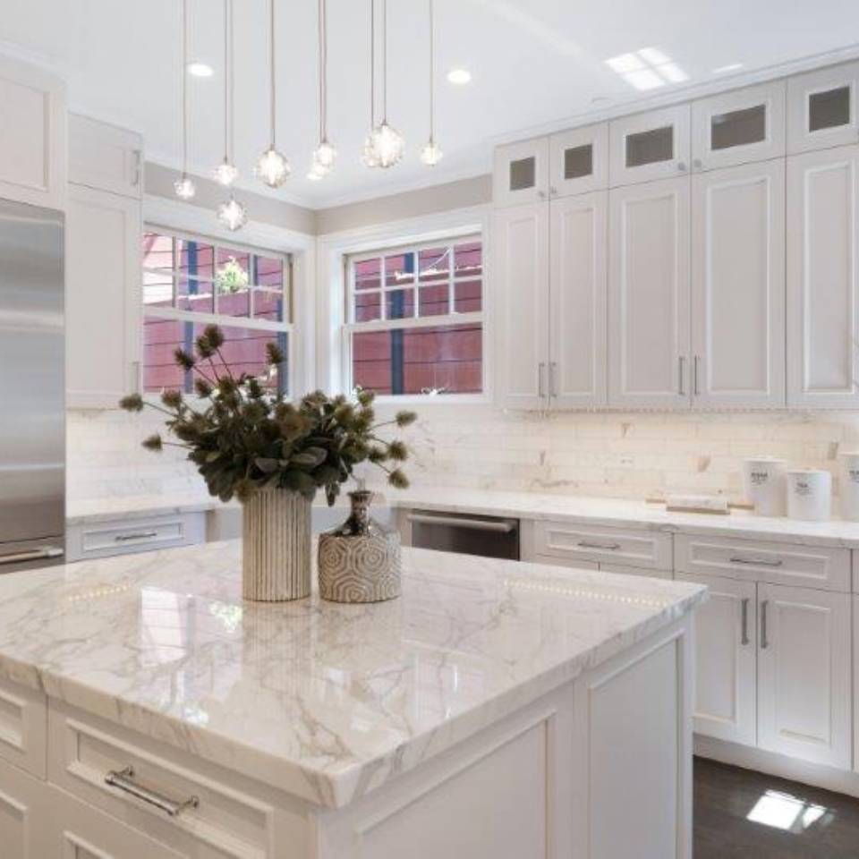 Silver Lake - Kitchen